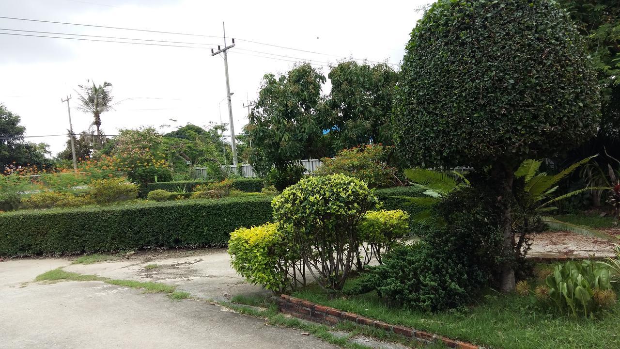เฮือนปลายนา โฮมสเตย์ Ban Sawan Exterior foto